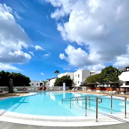 Apartment Bonito Apartamento Con Wifi, Piscina, Cerca De Playa Los Charcos
