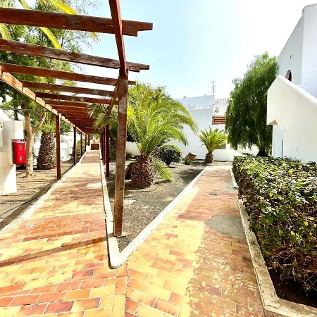 Bonito Apartamento Con Wifi, Piscina, Cerca De Playa Los Charcos Costa Teguise