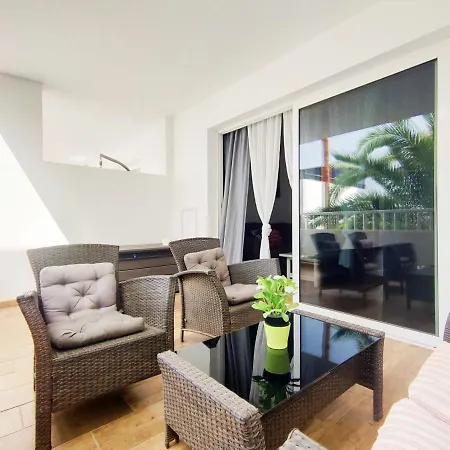 Bonito Apartamento Con Wifi, Piscina, Cerca De Playa Los Charcos Apartment